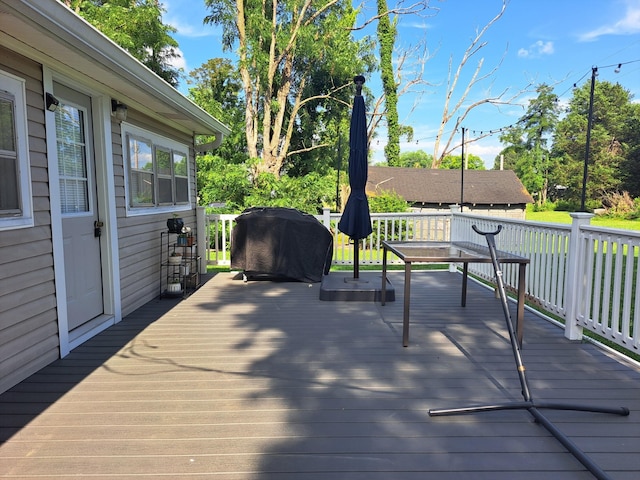 808 Days Rd, Lafayette, TN 37083 - deck featuring area for grilling
