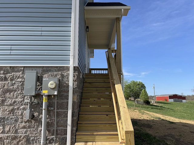 5291 Galen Rd, Lafayette, TN 37083 - view of staircase