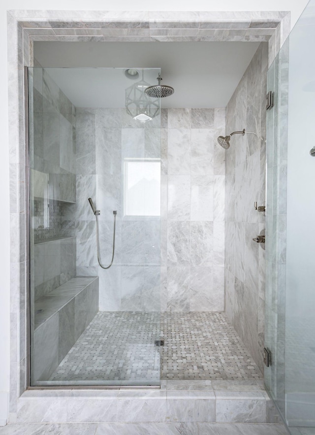 1526 Lipscomb Dr, Brentwood, TN 37027 - bathroom featuring a shower stall