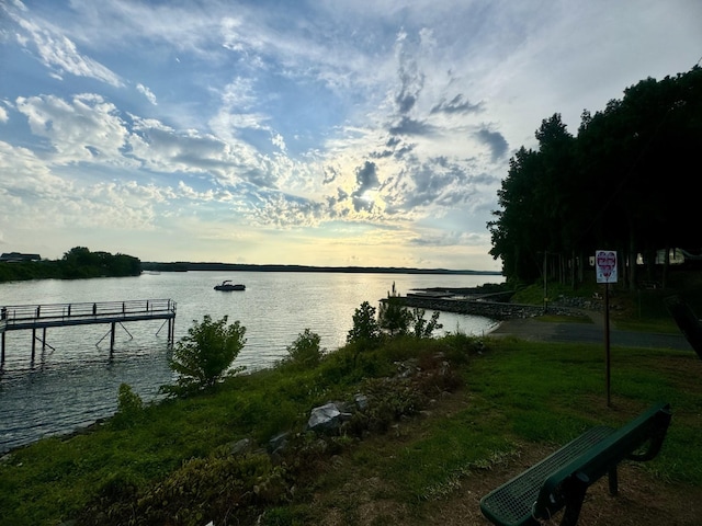 372 Cheree Loop, Stewart, TN 37175