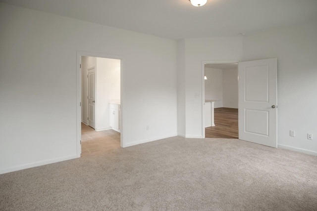 217 Summerlin Dr, Gallatin, TN 37066 - empty room featuring light carpet and baseboards
