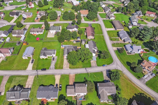 1902 Vicksburg Cir, Columbia, TN 38401 - aerial view of property and surrounding area with nearby suburban area