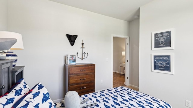 99 Hartmann Crossing Dr, Lebanon, TN 37087 - bedroom with baseboards