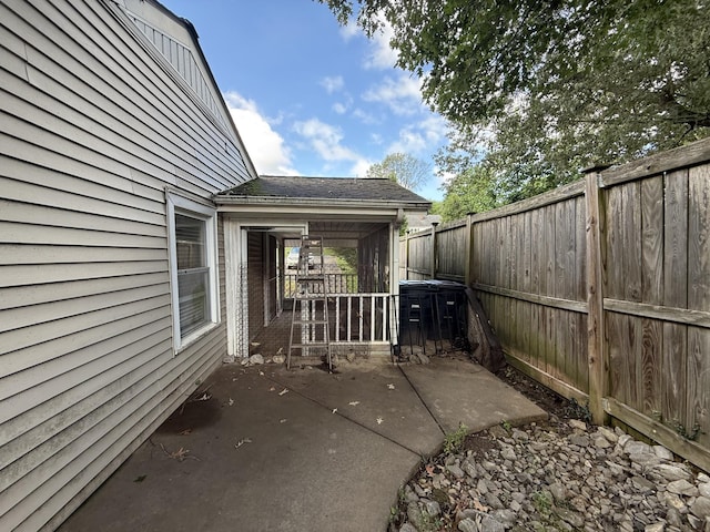 234 Ridgewood Ave, Paducah, KY 42001 - fenced backyard featuring a patio area