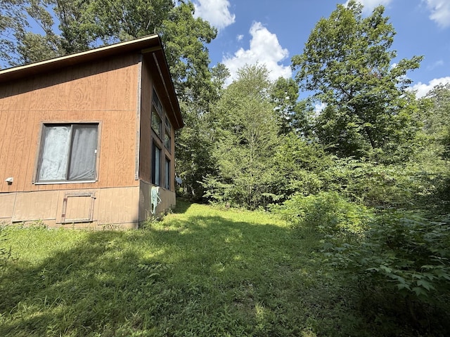 180 Webb Rd, Summertown, TN 38483 - view of side of property with a yard