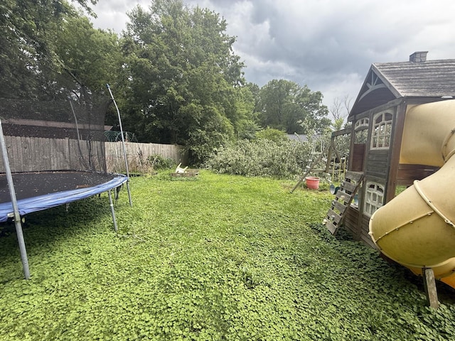 2317 Howell St, Cleveland, TN 37323 - view of yard with a trampoline