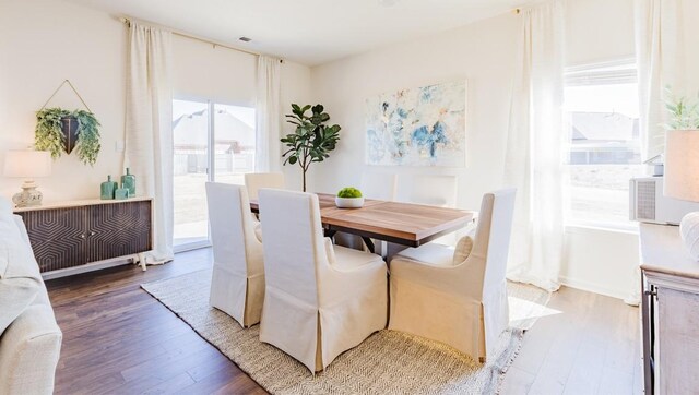 88 Hartmann Crossing Dr, Lebanon, TN 37087 - dining room with light wood-style floors