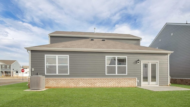 88 Hartmann Crossing Dr, Lebanon, TN 37087 - rear view of property featuring a yard