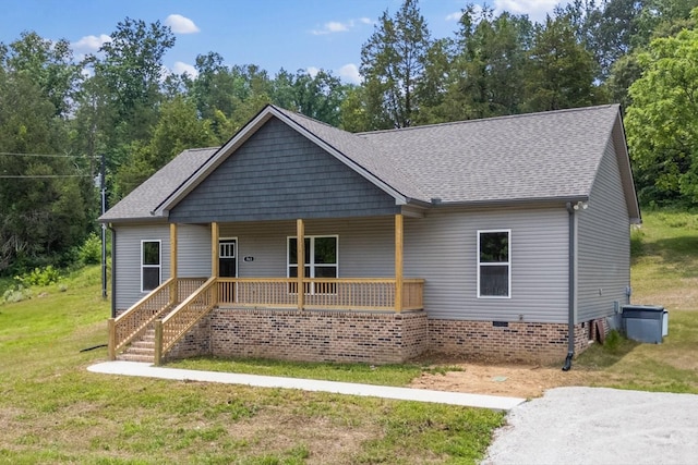 763 Potter Rd, Dickson, TN 37055 - bungalow-style house featuring a porch, a front lawn, a shingled roof, and crawl space