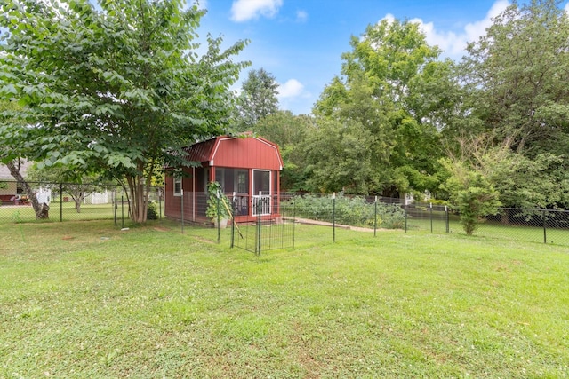 1104 Golf Course Ln, Ashland City, TN 37015 - view of yard with an outbuilding