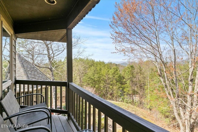 802 Stonegate Way, Townsend, TN 37882 - balcony featuring a wooded view