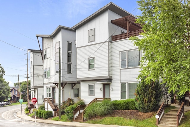 704 Porter Rd, Nashville, TN 37206 - photo 2