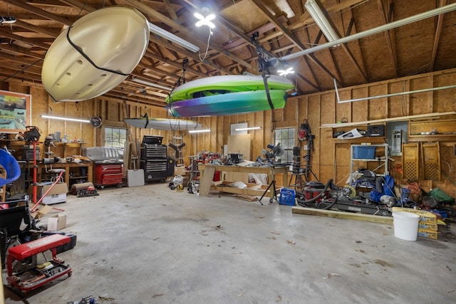 183 Jerry Smith Rd, Indian Mound, TN 37079 - garage with a workshop area