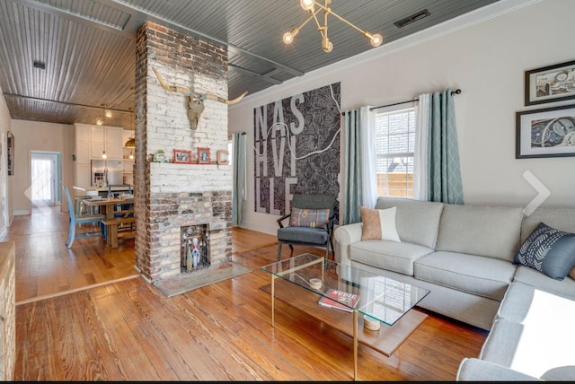 1232 Joseph Ave, Nashville, TN 37207 - living room featuring light wood-style floors and baseboards