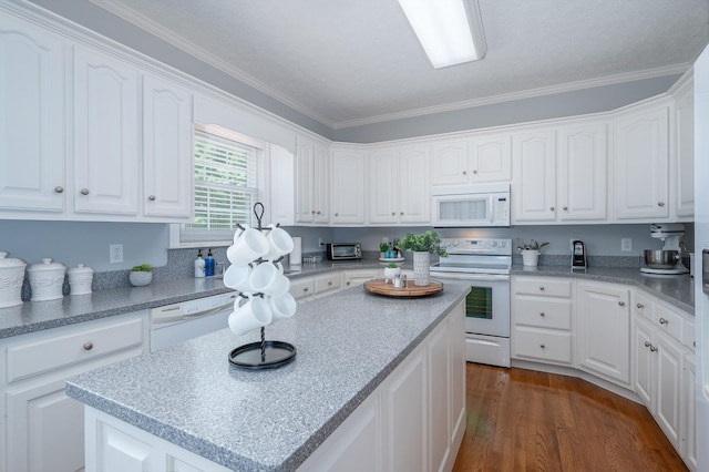 215 W Longview Dr, Portland, TN 37148 - photo 7