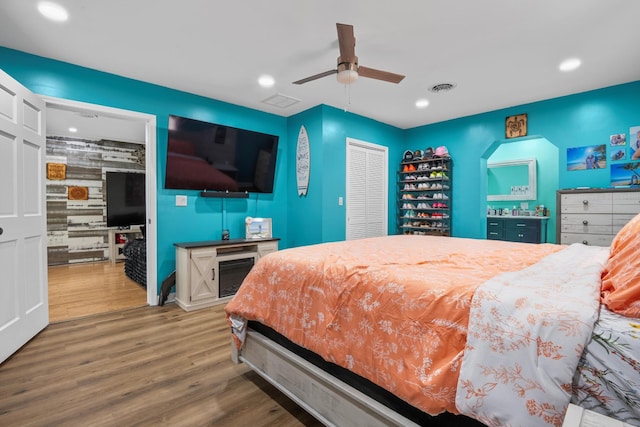 314 W 2nd St, Jasper, TN 37347 - bedroom featuring recessed lighting, wood finished floors, a closet, and ceiling fan