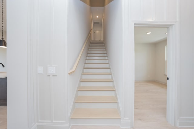 5416 Bridgemore Blvd, Murfreesboro, TN 37129 - staircase featuring wood finished floors