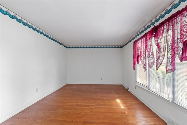 718 Midway St, Lewisburg, TN 37091 - unfurnished room with light wood-style floors