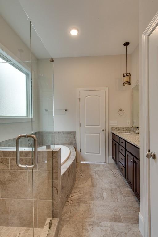 705 Harpeth Knoll Ct, Nashville, TN 37221 - photo 3