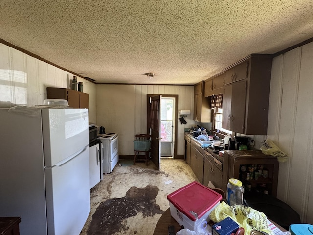 1718 Dennis St, Dyersburg, TN 38024 - photo 4