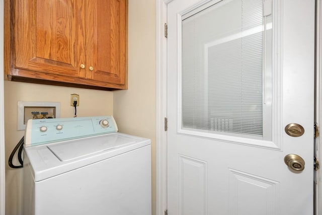 27615 Shannon Rd, Ardmore, AL 35739 - laundry room featuring washer / dryer and cabinet space
