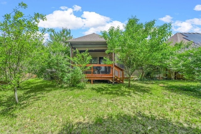 1398 Raven Rd, Clarksville, TN 37042 - fenced backyard with a deck