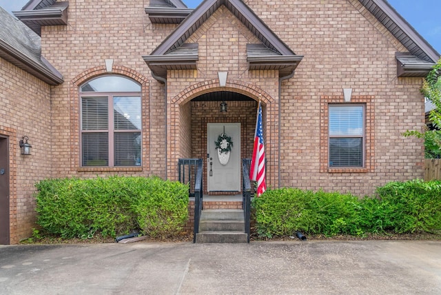 1398 Raven Rd, Clarksville, TN 37042 - property entrance with brick siding