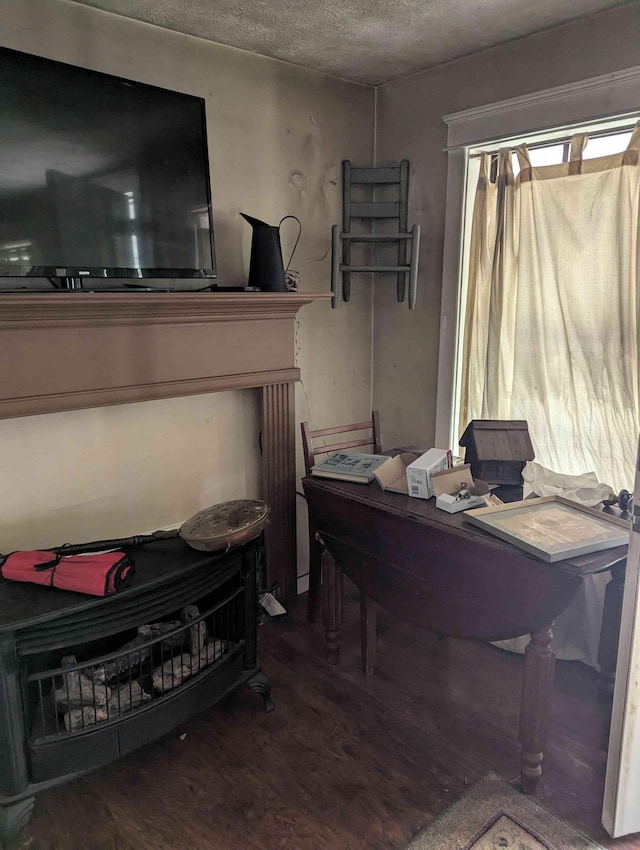 304 Fox Hollow Rd, Goodspring, TN 38460 - office area featuring wood finished floors and a textured ceiling