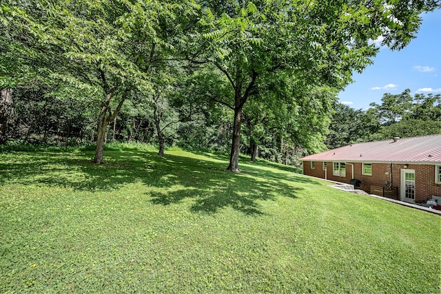 330 Cascade Hollow Rd, Normandy, TN 37360 - view of grassy yard featuring a patio