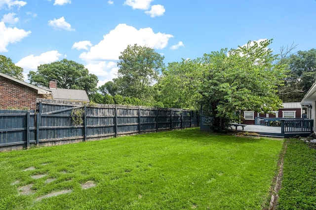 4052 Port Cleburne Ln, Hermitage, TN 37076 - fenced backyard with a deck