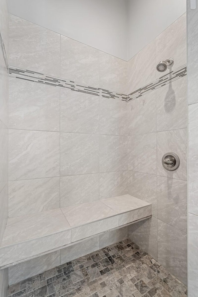 4052 Port Cleburne Ln, Hermitage, TN 37076 - full bath featuring a tile shower