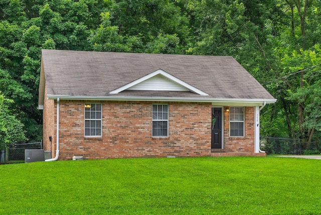 758 Spees Dr, Clarksville, TN 37042 - view of front of property featuring brick siding and a shingled roof