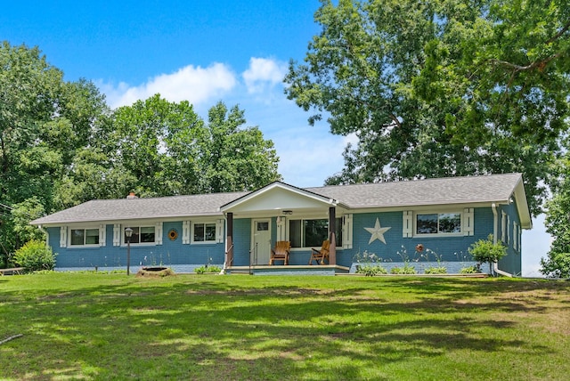 779 Dogwood Dr, Erin, TN 37061 - ranch-style home featuring brick siding, a front yard, and covered porch