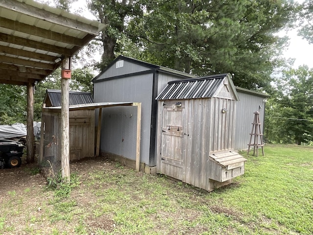 779 Dogwood Dr, Erin, TN 37061 - view of shed