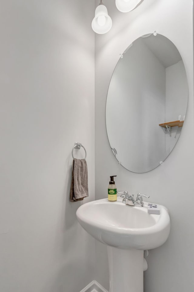 4112 Cadence Dr, Spring Hill, TN 37174 - bathroom with a sink