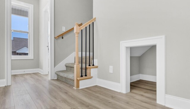 582 Pongracz Way, Clarksville, TN 37042 - staircase featuring wood finished floors