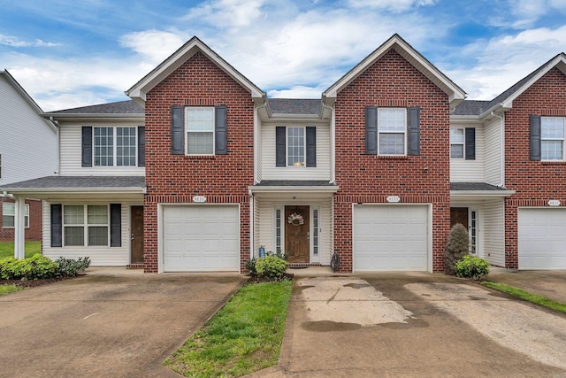 4835 Octavia St, Murfreesboro, TN 37129 - multi unit property with driveway and brick siding