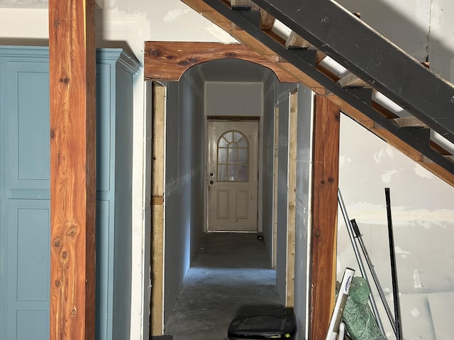 201 Summit Dr, Linden, TN 37096 - hallway featuring concrete floors