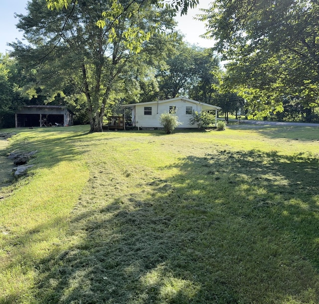 11 Beasley Bend Rd, Riddleton, TN 37151 - view of grassy yard featuring view of scattered trees