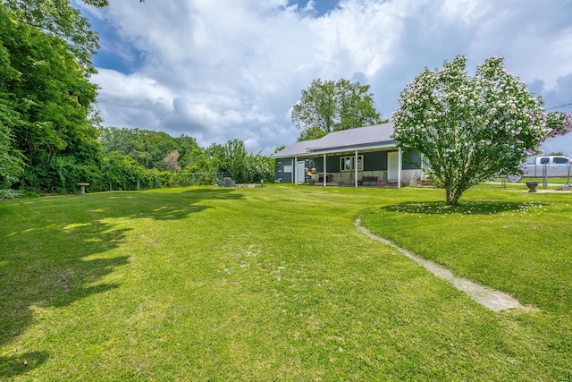 78 Gray Rd, Signal Mountain, TN 37377 - view of green lawn