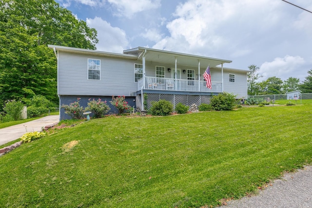 78 Gray Rd, Signal Mountain, TN 37377 - view of front facade with a porch and driveway
