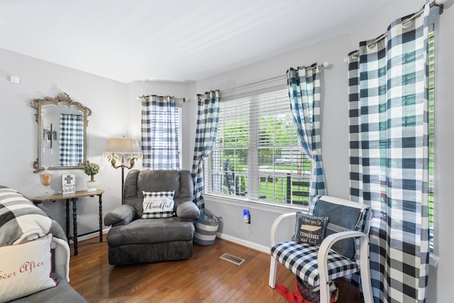 8202 Iris Rd, Chattanooga, TN 37421 - living area with hardwood / wood-style floors and baseboards