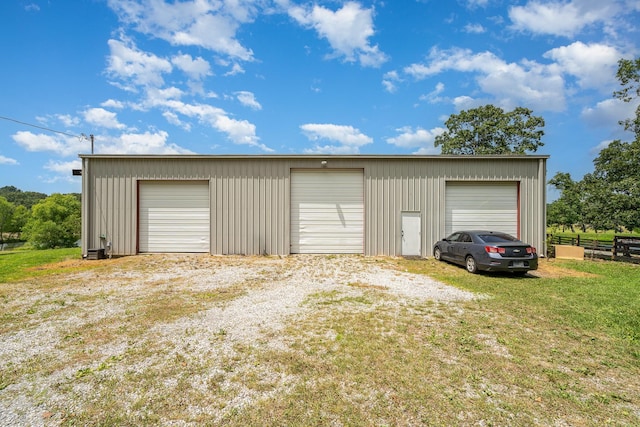 1640 Eno Rd, Dickson, TN 37055 - view of detached garage