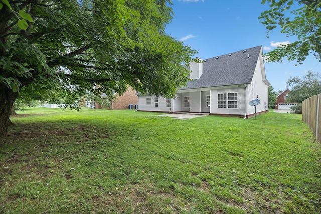 4613 Scottish Dr, Murfreesboro, TN 37128 - rear view of property featuring a shingled roof and a patio