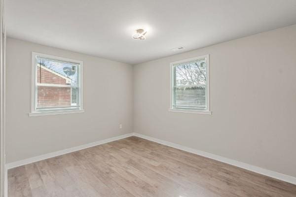 3211 Mayer Ln, Nashville, TN 37218 - empty room with light wood-style flooring and baseboards