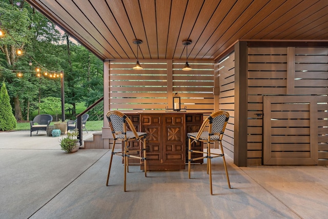 1049 Holly Tree Gap Rd, Brentwood, TN 37027 - view of patio / terrace