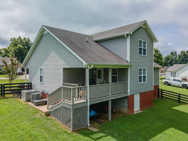216 Desperado Ave, Pulaski, TN 38478 - back of house featuring a shingled roof