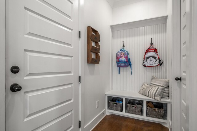 5726 Bridgemore Blvd, Murfreesboro, TN 37129 - mudroom featuring dark wood-style flooring and baseboards