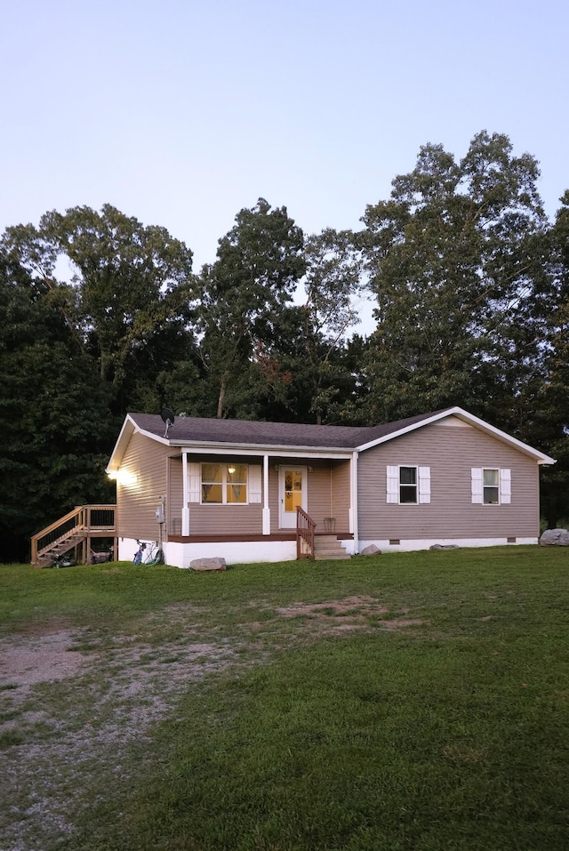 145 Michelle Ln, Winchester, TN 37398 - single story home with a front lawn and a porch