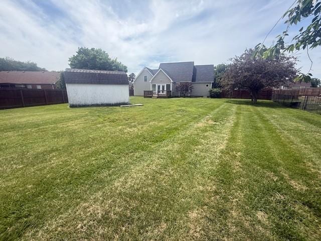 2750 Shepherds Ct, Woodlawn, TN 37191 - fenced backyard with a shed